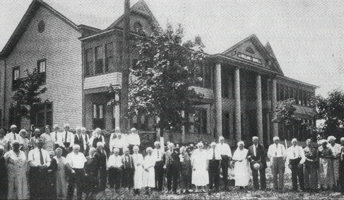 With the steady support of the community, the Home was built in Paterson and served an estimated 350 residents through 1945.